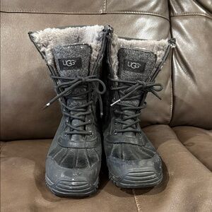 UGG Charcoal Lace-Up Winter Boots